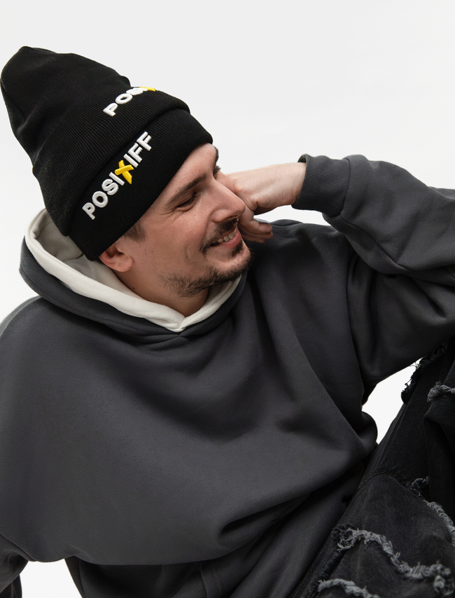 POSITIFF beanie